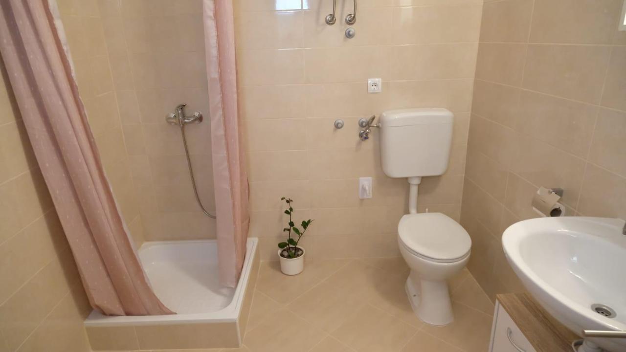 Porat Apartment สตารีกราด-ปาเคลนีซา ภายนอก รูปภาพ