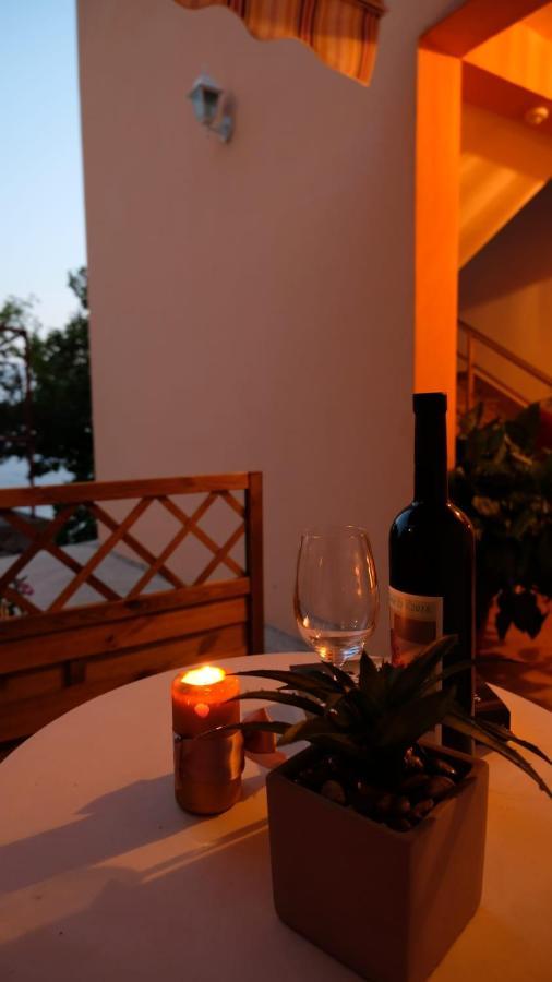 Porat Apartment สตารีกราด-ปาเคลนีซา ภายนอก รูปภาพ